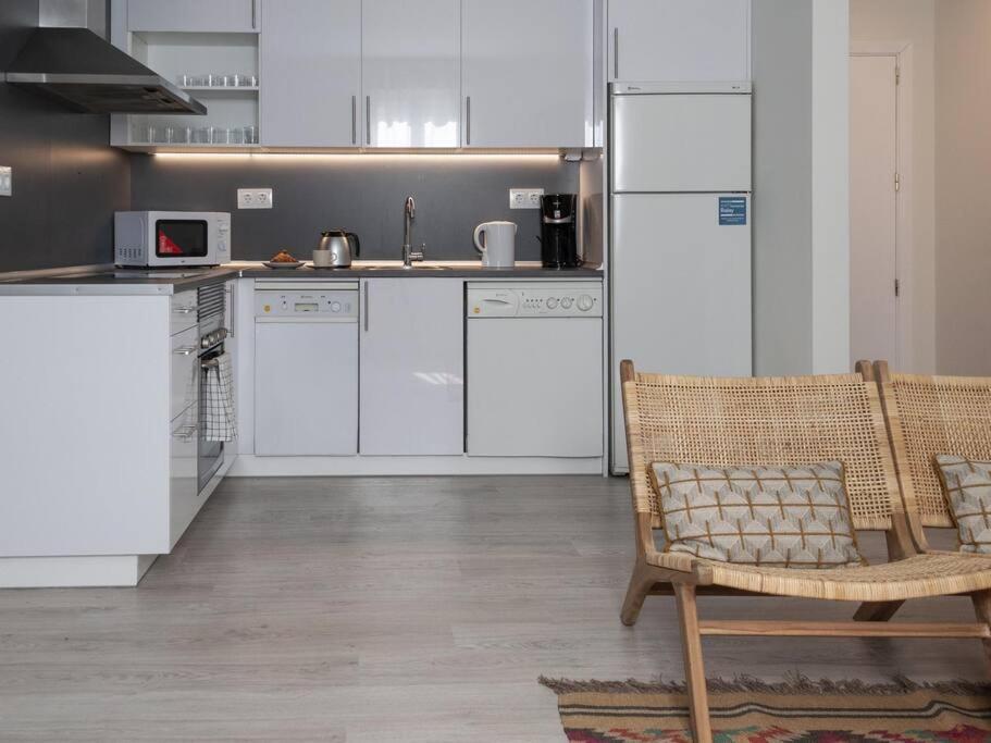 Apartamento En Puerta Del Sol 2 مدريد المظهر الخارجي الصورة