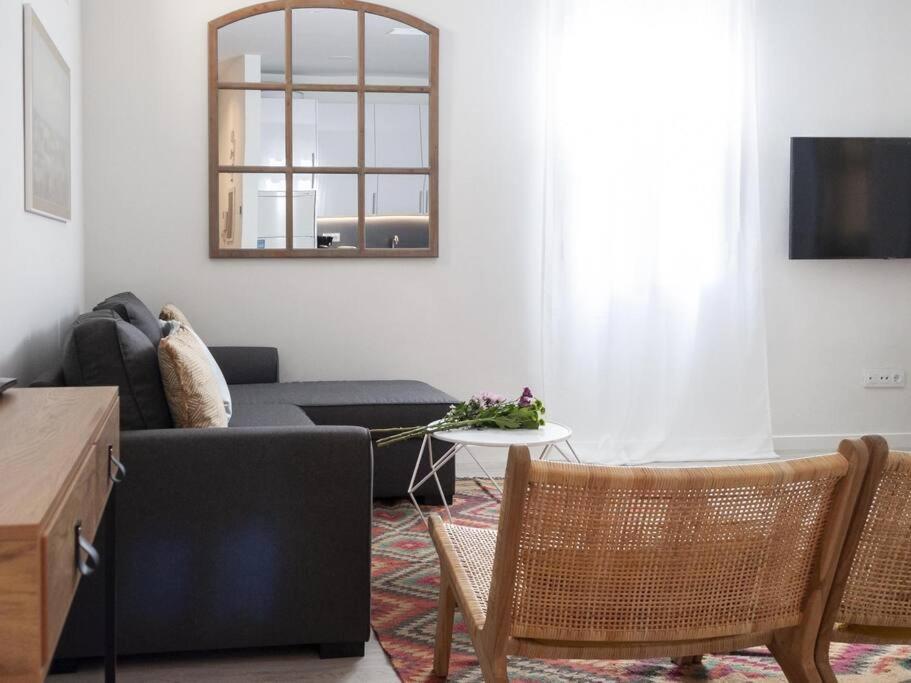Apartamento En Puerta Del Sol 2 مدريد المظهر الخارجي الصورة