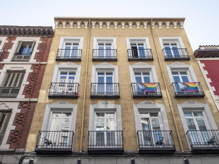 Apartamento En Puerta Del Sol 2 مدريد المظهر الخارجي الصورة