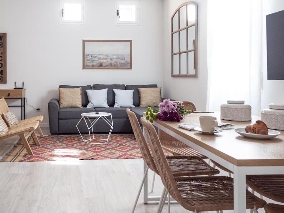 Apartamento En Puerta Del Sol 2 مدريد المظهر الخارجي الصورة